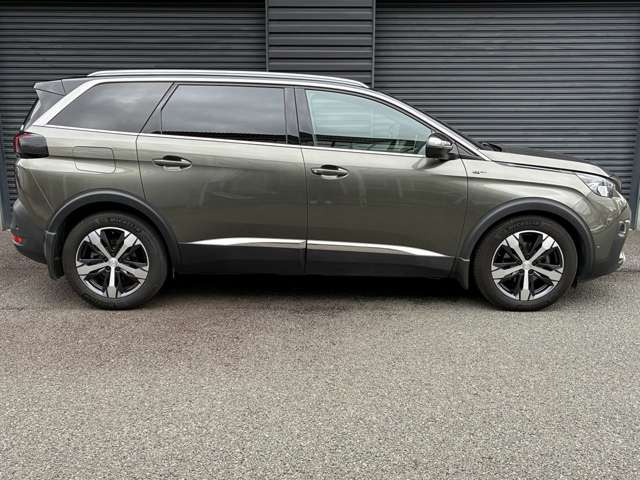 5008GT ブルーHDi ディーゼル