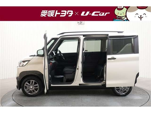 デリカミニT プレミアム 4WD