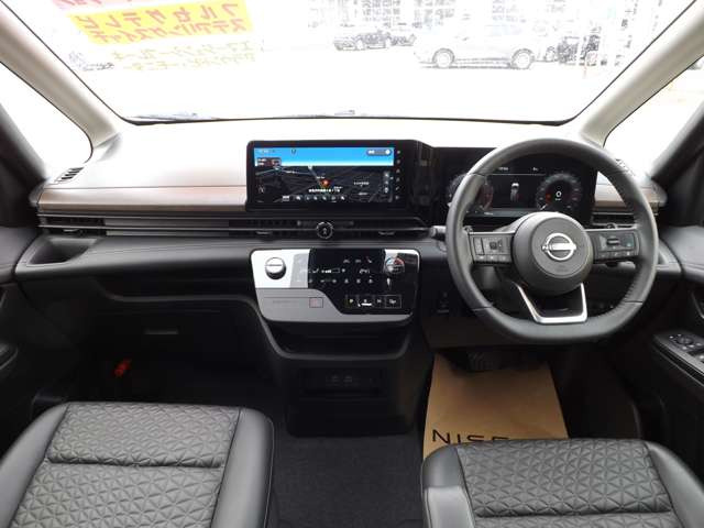 セレナ2.0 ハイウェイスターV 4WD