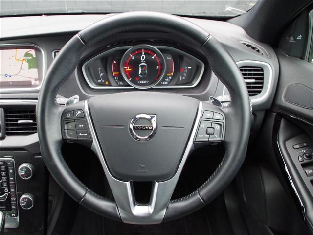 V40D4 ダイナミック エディション ディーゼル