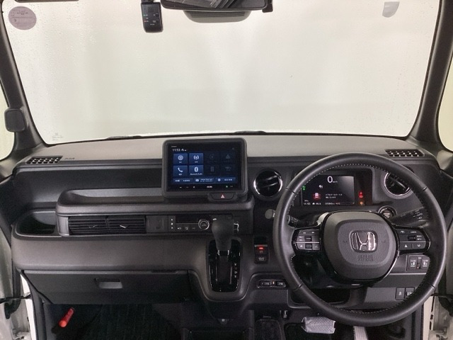 N-BOXカスタムコーディネートスタイル モノトーン