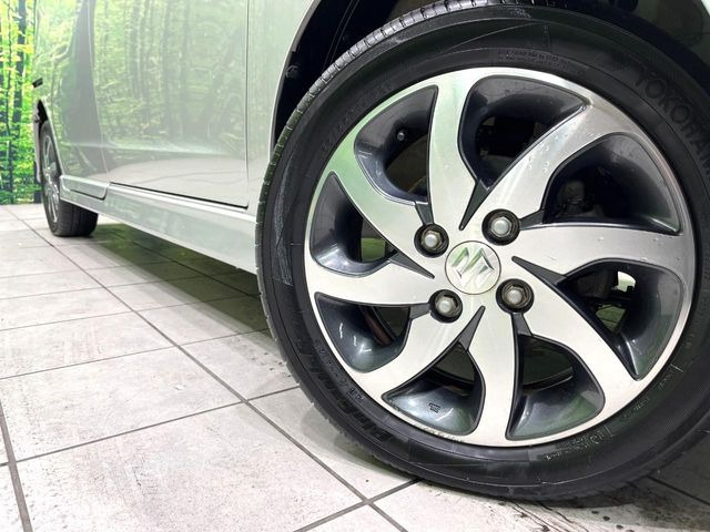 【純正14インチアルミホイール】外観にマッチした純正アルミホイールを装着しております。各種社外アルミホイールや、スタッドレスタイヤも取扱いしております。是非ご相談ください♪