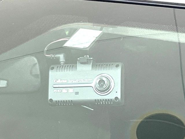 �y�h���C�u���R�[�_�[�z�h���C�u���R�[�_�[����!���s���͂������A������^�]�⎖�̂ɑ��������ہA�f���ŋL�^���A����̃��X�N�ɔ����܂��B���L�^�pSD�J�[�h�͂��q�l�����g�ł��������������K�v������܂��B