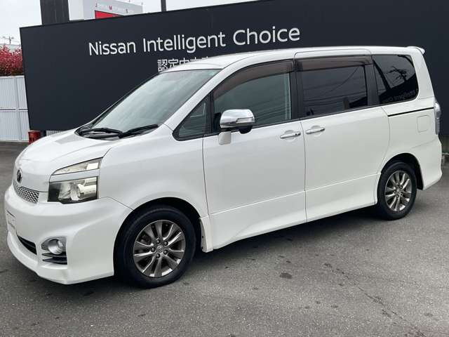 ヴォクシー2.0 ZS 煌