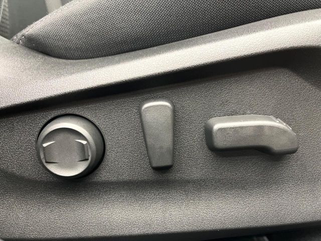 �y�p���[�V�[�g�z�X�C�b�`��ŊȒP�ɃV�[�g�̔��������\!�d��������͂�����܂���!���K�ȃV�[�g�|�W�V�����ɃZ�b�g���āA���K�ȃh���C�u�����y���݂��������B