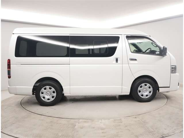 ハイエースバン2.8 スーパーGL ワイド ダークプライムII ロング ミドルルーフ  ディーゼル