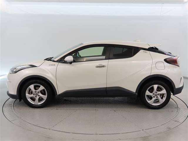 C-HRハイブリッド 1.8 S LED エディション