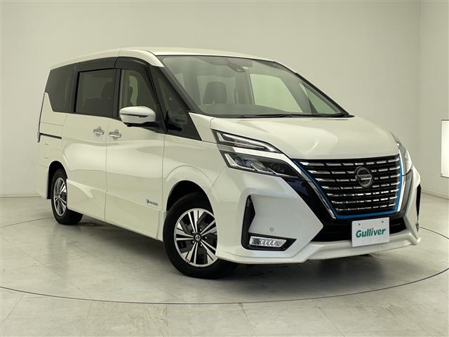 セレナ1.2 e-POWER ハイウェイスターV