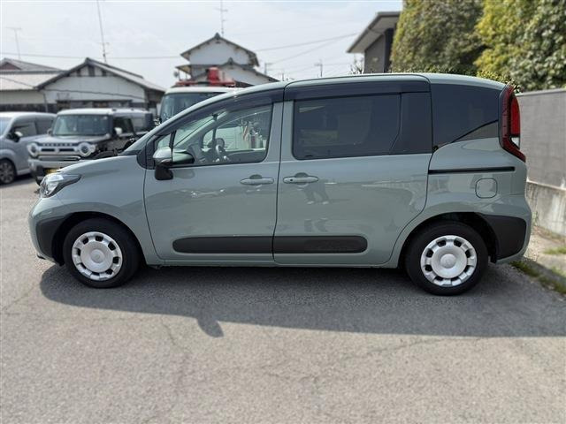 シエンタ1.5 X ウェルキャブ 車いす仕様車タイプIIIショートスロープ助手席側セカンドシート付