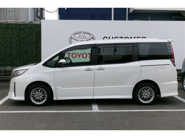 ノア1.8 ハイブリッド Si W×B II