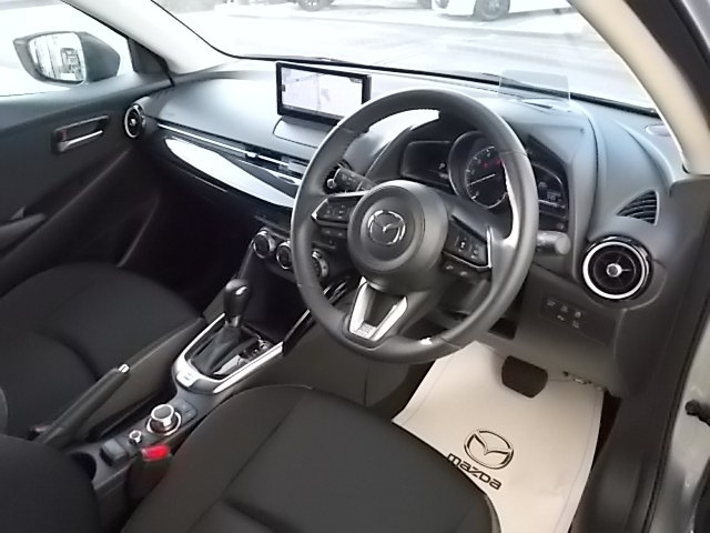 MAZDA21.5 15BD i セレクション 4WD