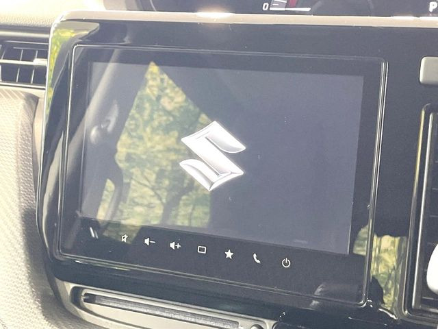 �y���[�J�[�����i�r�z�C���e���A�ɗn�����ރX�^�C���b�V���ȁu��p�݌v�v���[�J�[�i�r�𑕔��􎋔F���⑀�쐫�ȂǊ�{���\�ɂ��D��A���㎿�ȃJ�[���C�t�����y���݂��������܂��B