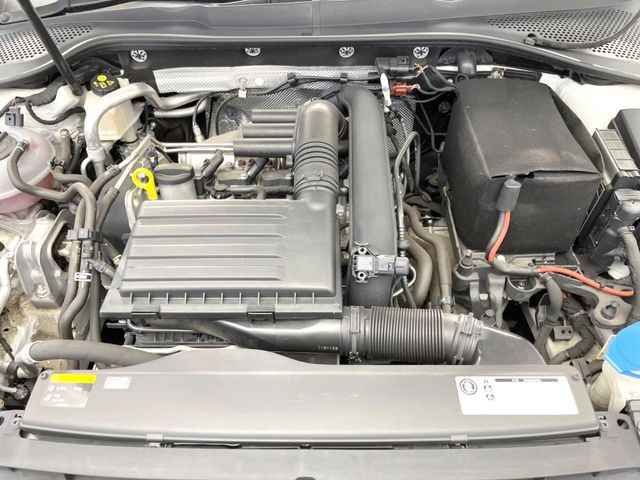 �����X�ł́A�e���[�J�[�̐�p�f�f�e�X�^�[�𓱓��B���Ǝ��i�����e�N�j�J���X�^�b�t���풓���Ă���܂��̂ŁA������̍ۂɂ����S���Ă����p���������܂��B