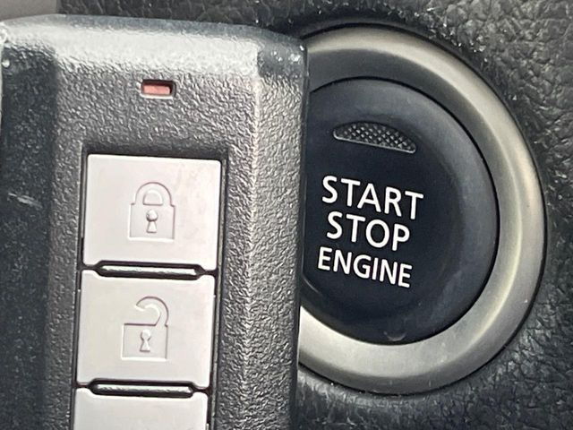 �y�I�y���[�V�����L�[�z�J�o����|�P�b�g�ɓ��ꂽ�܂܂ł��h�A�̎{���E�������\�ȃX�}�[�g�L�[�𑕔��B�G���W���̃I���E�I�t�����J�M�����o���K�v����������Ƃ��Ă��֗��ł���