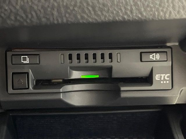 【ETC】高速道路の料金所をストレスなく通過!話題のスポットやサービスエリアに多い「スマートIC」利用時は必須のアイテムです。当店でセットアップを実施、ご納車当日からすぐにご利用いただけます!