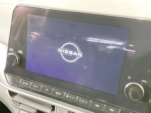 �y���[�J�[����9�^�i�r�z�C���e���A�ɗn�����ރX�^�C���b�V���ȁu��p�݌v�v���[�J�[�i�r�𑕔��􎋔F���⑀�쐫�ȂǊ�{���\�ɂ��D��A���㎿�ȃJ�[���C�t�����y���݂��������܂��B