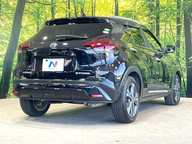 ☆全国のネクステージからお取り寄せが可能※!遠方の店舗に展示してあるクルマが気になる場合も、最寄りの店舗でご覧いただくことが可能です!是非私たちに要望をお聞かせください!※別途費用