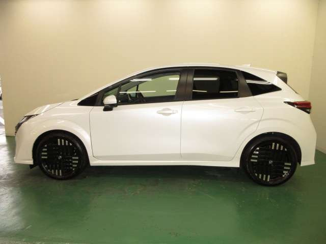 ノートオーラ1.2 G レザーエディション