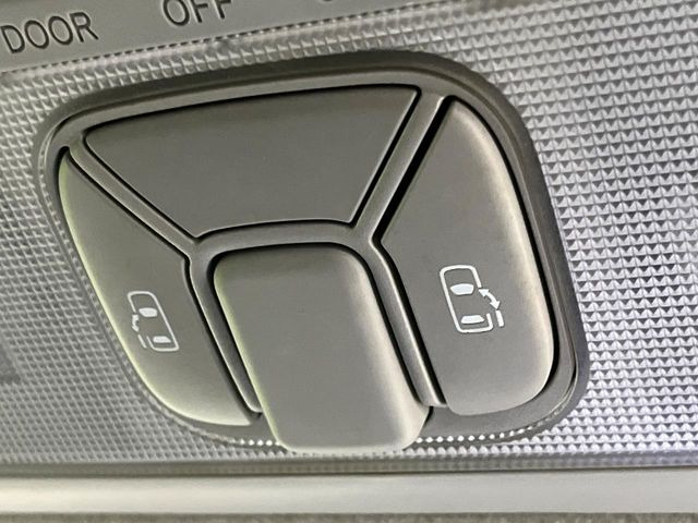 �y�����p���[�X���C�h�h�A�z�X�}�[�g�L�[��^�]�Ȃ̃X�C�b�`�Ō�ȗ����X���C�h�h�A�̊J���\���d��������͂����ăh�A���J����K�v�������A�����Ȃ��q�l�ł��ȒP�ɊJ���߂ł����K�ł���