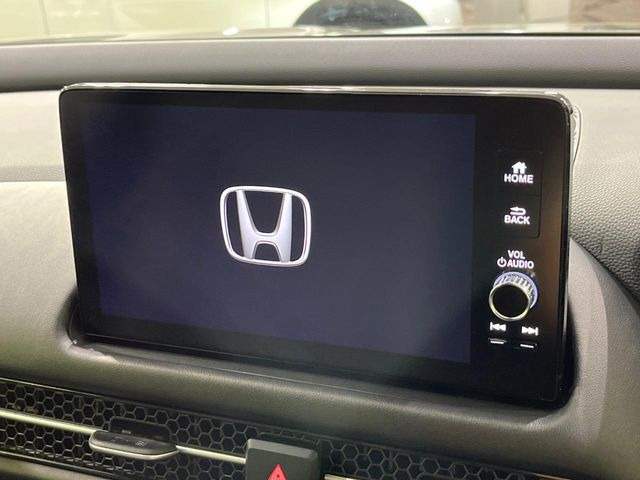 �y9�C���` �z���_�R�l�N�g�f�B�X�v���C�z���F���̍������ʃf�B�X�v���C�Ńi�r�̎g�p��A�������̃X�}�[�g�t�H���ƘA�g����bluetooth�ł̉��y�Đ����\�ł���