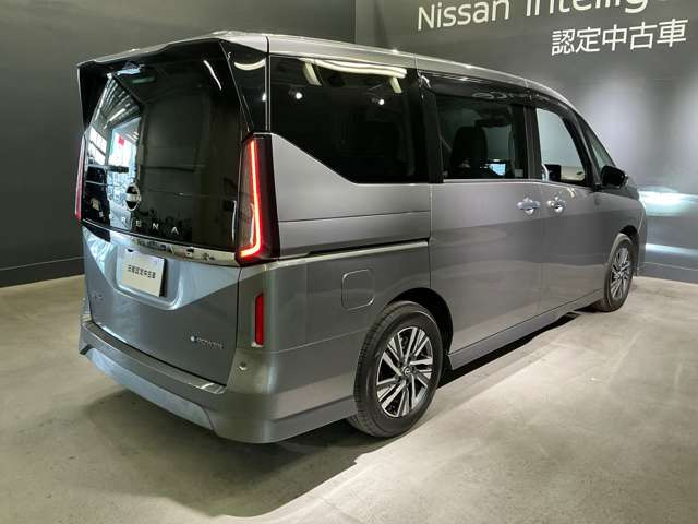 セレナ1.4 e-POWER ハイウェイスターV