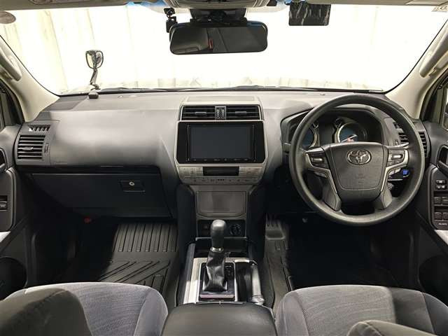 ランドクルーザープラド2.8 TX ディーゼル 4WD