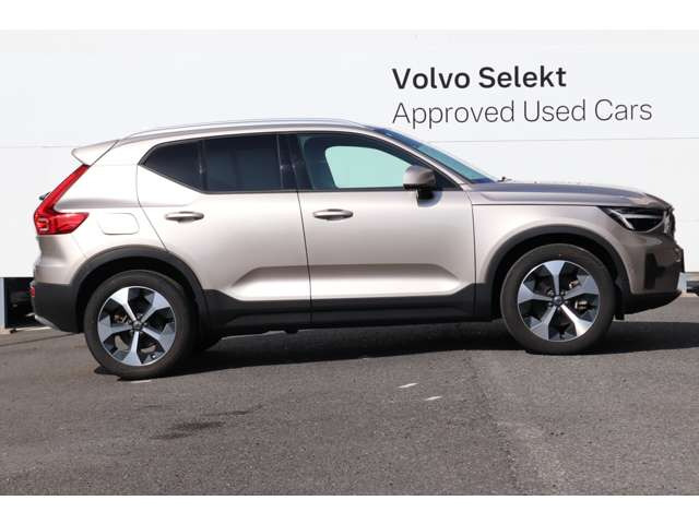 XC40プラス プロ B3