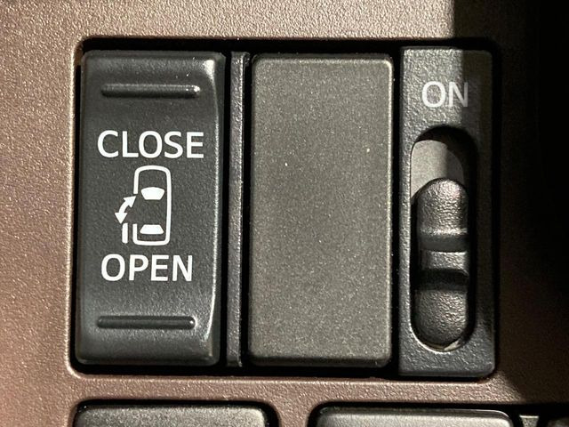 �y�p���[�X���C�h�h�A�z�X�}�[�g�L�[��^�]�Ȃ̃X�C�b�`�ŃX���C�h�h�A�̊J���\���d��������͂����ăh�A���J����K�v�������A���������q�l�ł��A�d���ו��������Ă��鎞�����N�ɊJ���߂ł��܂���