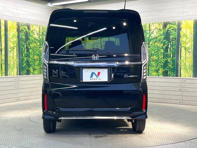 安心の最長10年・走行無制限保証(有償)をご用意。保証内容も充実はもちろん、無料点検&オイル交換や、年中無休の全国・24時間ロードサービスも付帯されておりますのでご安心下さい。