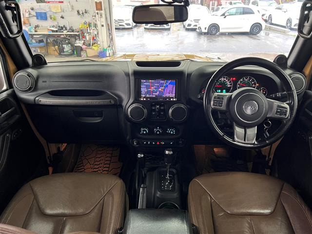 ラングラーサハラ 4WD