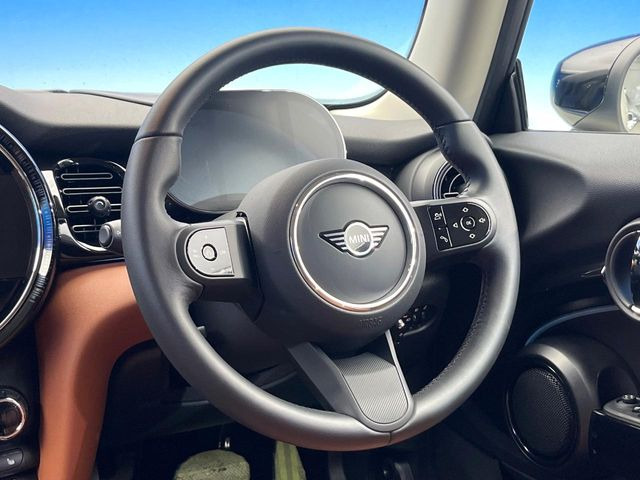 ���n���h�����̃X�������Ȃ��A���ꂢ�ȏ�Ԃ��ێ����Ă���܂��B�e�X�C�b�`���̓�����m�F�ς݂ł��B