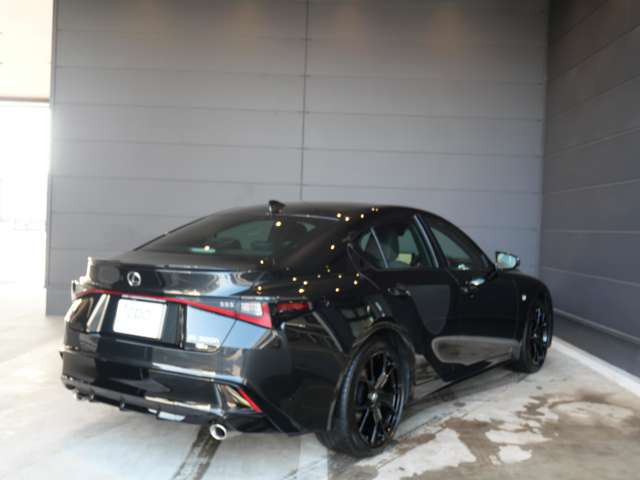 IS300h Fスポーツ モード ブラックIV 4WD