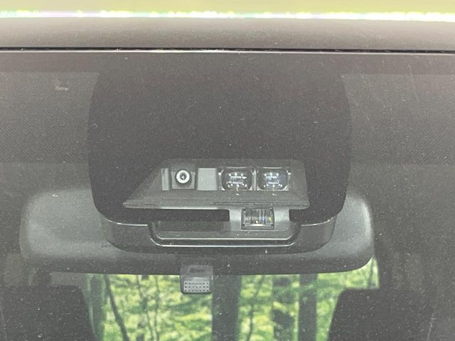 �y�g���^�Z�[�t�e�B�Z���X�z���s���ɑO���̎ԗ�����F�����A�Փ˂������Ȏ��͌x��ƃu���[�L�ŏՓˉ���Ɣ�Q�y�����A�V�X�g�B�����S�Ƀh���C�u�����y���݂��������܂��B