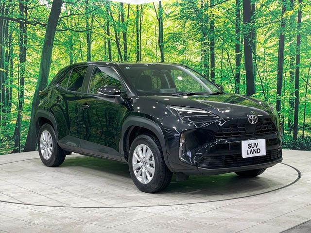 高透明度のガラス皮膜で撥水はもちろん、上質なツヤ・光沢を実現。紫外線や酸性雨から大切な愛車を保護し、色あせ・劣化を防止。「弾スプラッシュコート」、「弾プリミッサコート」からお選びいただけます。