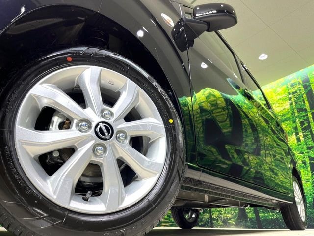 �y����14�C���`�A���~�z�C�[���z�O�ςɃ}�b�`���������A���~�z�C�[���𑕒����Ă���܂��B�e��ЊO�A���~�z�C�[����A�X�^�b�h���X�^�C�����戵�����Ă���܂��B���񂲑��k����������