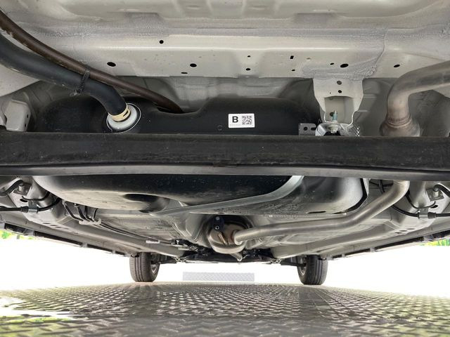 ��D�]�𒸂��Ă���܂��{�f�B�̒e�X�v���b�V���R�[�g���D�]��t���B�ʏ�̃K���X�R�[�g�ƈقȂ�A�ϋv�N��6�N�̖��@���K���X�R�[�e�B���O���A�{�f�B���L���C�ȏ�Ԃɕۂ��Ă���܂��B