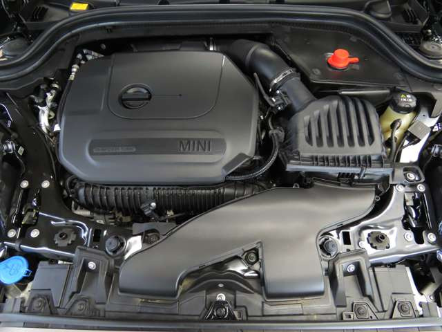 ミニクーパー S レゾリュート エディション DCT