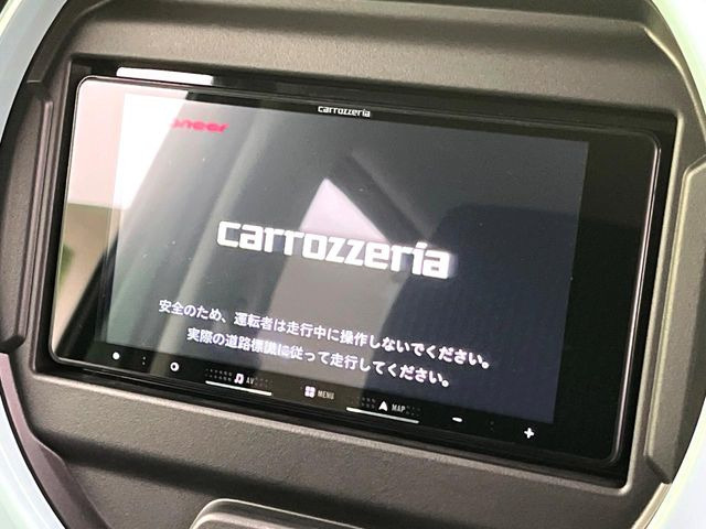 �y�J���b�c�F���A�i�r�z�g���₷���i�r�ŖړI�n�܂ł�������ē����Ă���܂��B�e��I�[�f�B�I�Đ��@�\���[�����Ă���A���Ԃ̉^�]������Ɋy�����Ȃ�܂�!!