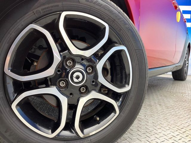 ������15�C���`�A���~�z�C�[��:�A���ԂȂ�ł͂̑�z����������x����z�C�[���Ƒ����ł�!���{�Ԃ̑���Ɋ���Ă�����ɂ����Б̊����Ē��������قǁA�������x���ł܂Ƃ܂��Ă��܂�!