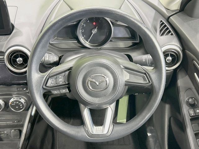 �y�X�e�A�����O�X�C�b�`�z�^�]���A�O������ڐ������炷���ƂȂ��A�I�[�f�B�I���̑��삪�\�ȕ֗��@�\!���S&���K�ȃh���C�u�����o���Ă���܂���