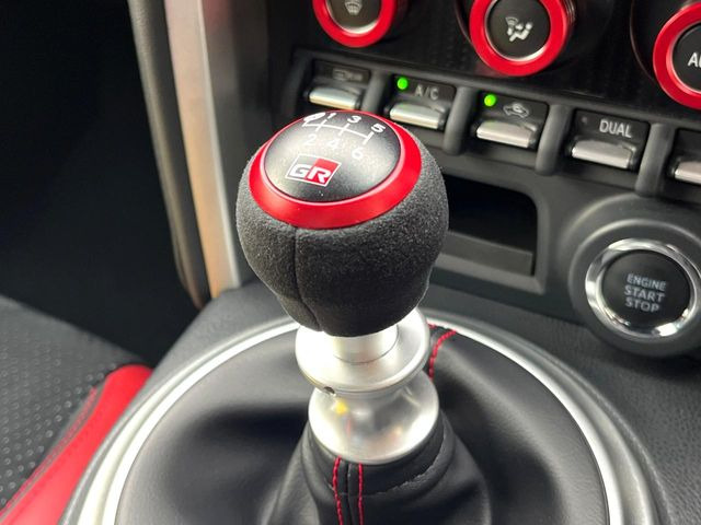 862.0 GT リミテッド ブラックパッケージ