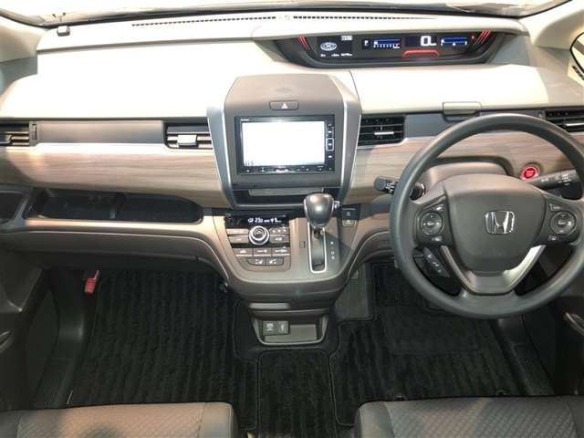 フリード+1.5 G ホンダセンシング 4WD