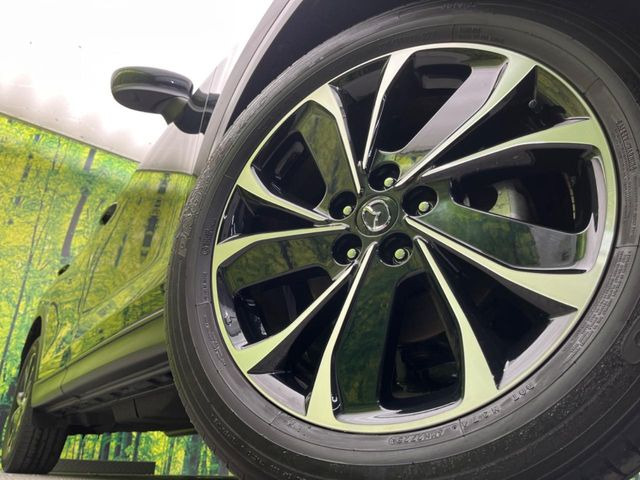 �y����19�C���`�A���~�z�C�[���z�O�ςɃ}�b�`���������A���~�z�C�[���𑕒����Ă���܂��B�e��ЊO�A���~�z�C�[����A�X�^�b�h���X�^�C�����戵�����Ă���܂��B���񂲑��k����������