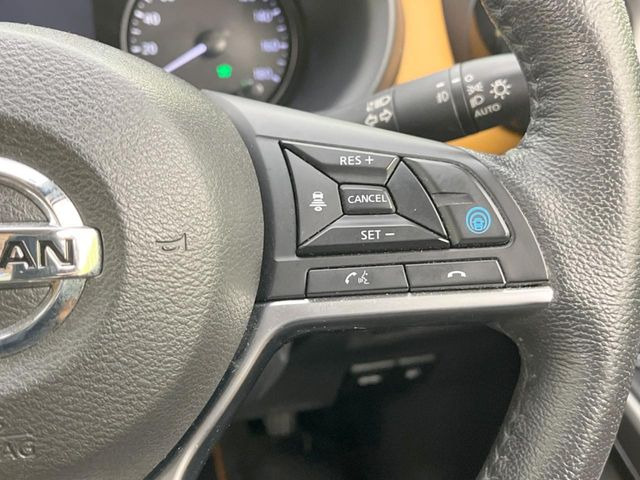 �y�v���p�C���b�g�z�������H�ł̒��������s���y��!!�a�؎��Ə��񑖍s�̃V�[���ŁA�A�N�Z���E�u���[�L�E�X�e�A�����O�������Ő��䂵�A�������^�]�̕��S���y�����Ă���܂���