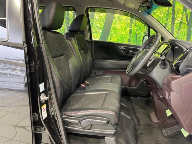 �y�n�[�t���U�[�V�[�g�z�������ƍ���S�n�𗼗������l�C�̃V�[�g���w�ʁE���ʂ̃t�@�u���b�N�f�ނ́A�ʋC���̗ǂ��⊊��ɂ����ɗD��Ă��܂��B�C���╞���ɍ��E���ꂸ���K�ɂ���肢�������܂��B