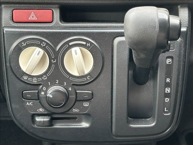 �F�l�̂����X�A�y�X�}�C���X�^�b�t�ꓯ���҂����Ă���܂�!���Ј�x�A�����X����������