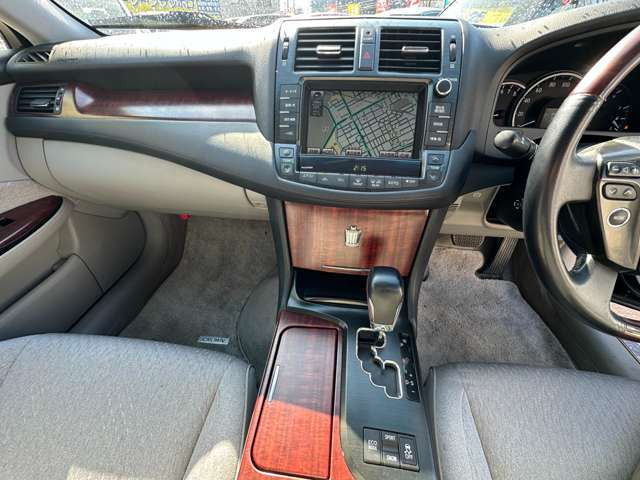 �i�r�������A�[���������y�E�f���������y���݂��������B