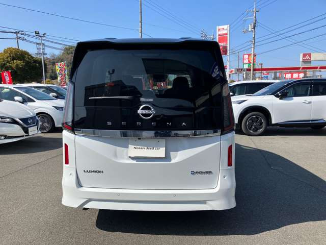 セレナ1.4 e-POWER ルキシオン