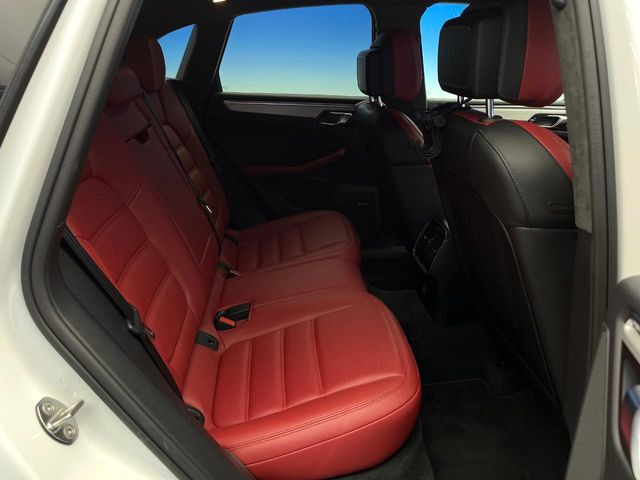 ���㕔���Ȃ��C�ɂȂ�悤�ȃL�Y�E�����ւ��蓙�A�傫�ȃ_���[�W�͂Ȃ��A�ǍD�ȏ�Ԃł��B