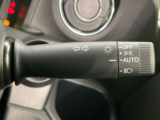 �y�I�[�g���C�g�z����̖��邳�ɉ����Ď����Ńw�b�h���C�g�̓_���E�������ł���@�\�ł�!���C�g�̕t���Y��E�����Y��Ȃǂ������Ȃ�A�J�̓���[���̑��s�����S!�g���l���ʉߎ����֗��ł��ˁ�